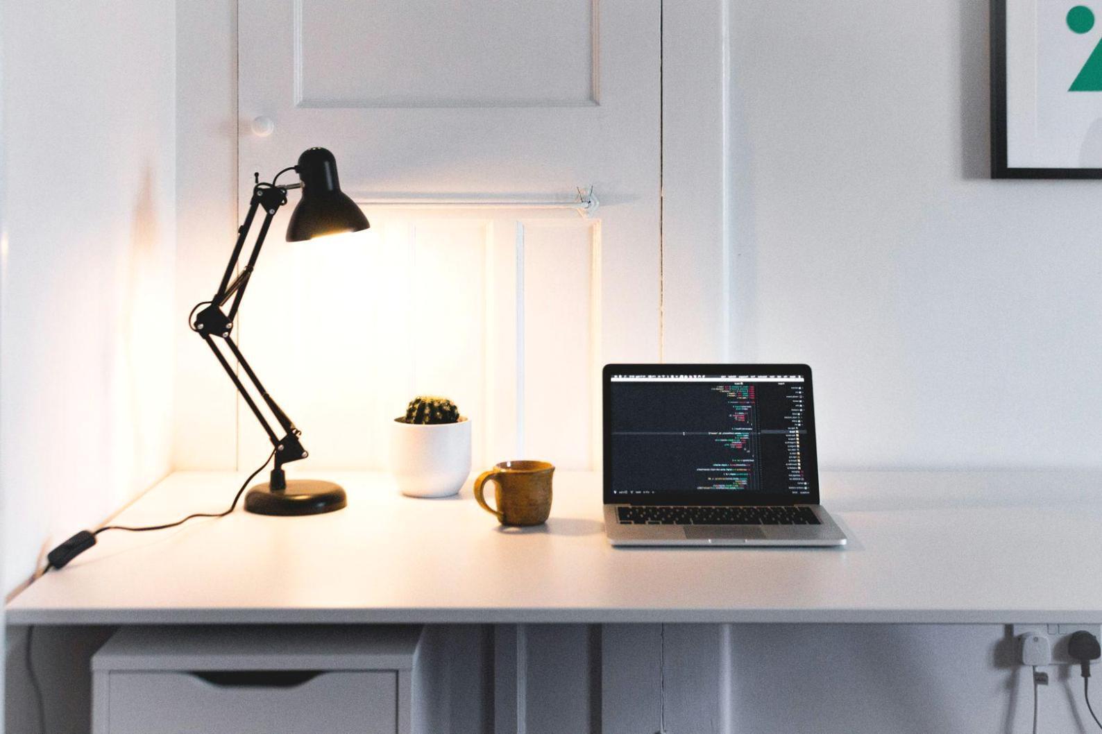 Espacio de trabajo colaborativo donde el equipo comparte ideas